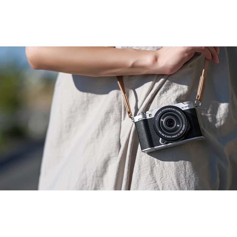 FUJIFILM X-M5 ボディ シルバー